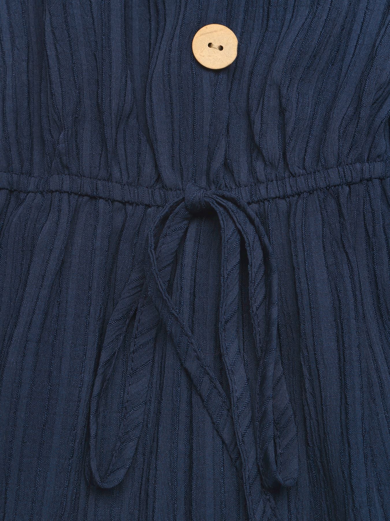 0d155460d7374396811373a1b768a003-Max